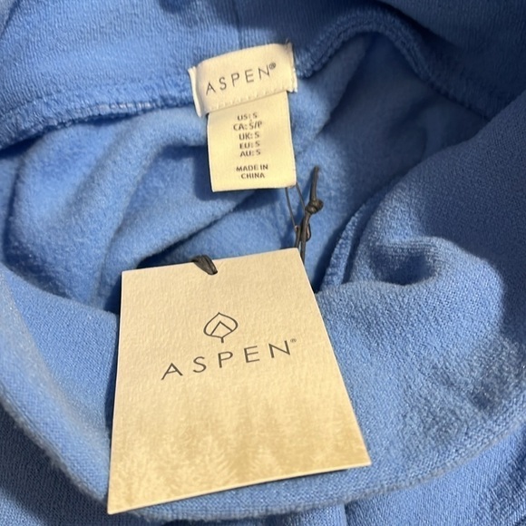 ASPEN Light Blue Mock Neck Sweatshirt Sz S NWT - Picture 3 of 4